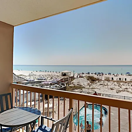 Pelican Beach #203